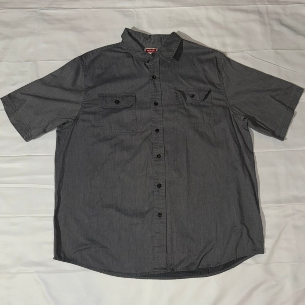 Wrangler Button Down Shirt Men XL Grey Short Sleeve Dual Pocket Workwear Utility